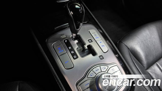 Hyundai Genesis 2013 — photo 12