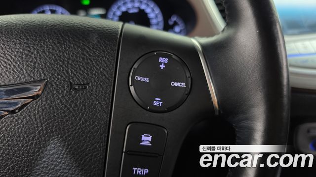 Hyundai Genesis 2013 — photo 21