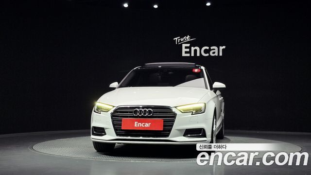 Audi A3 2018 — photo 3