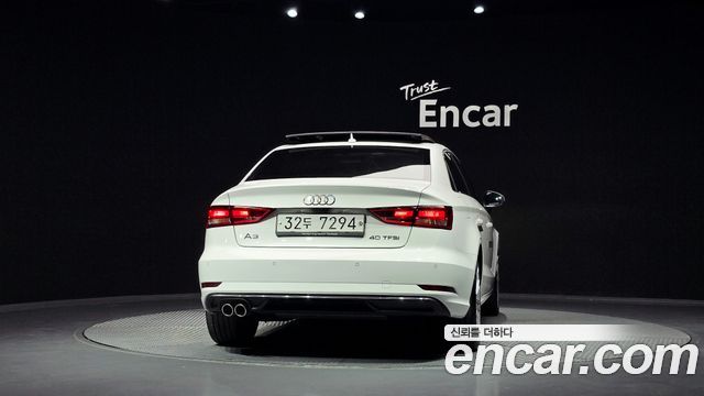 Audi A3 2018 — photo 4