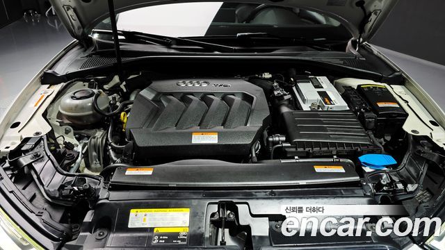 Audi A3 2018 — photo 6