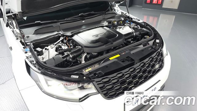 Land Rover Discovery 2025 — photo 6