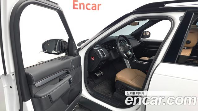 Land Rover Discovery 2025 — photo 10