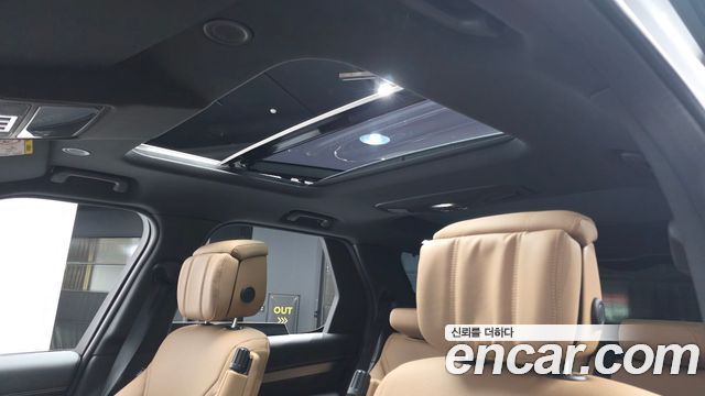 Land Rover Discovery 2025 — photo 18