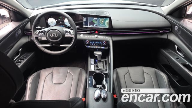 Hyundai AVANTE 2025 — photo 10