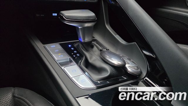 Hyundai AVANTE 2025 — photo 12