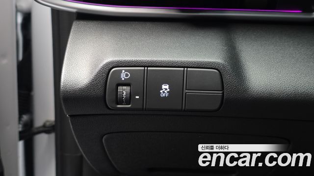 Hyundai AVANTE 2025 — photo 26