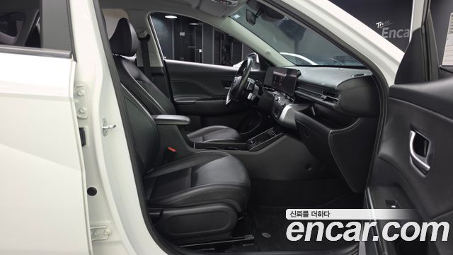 Hyundai Kona 2023 — photo 11