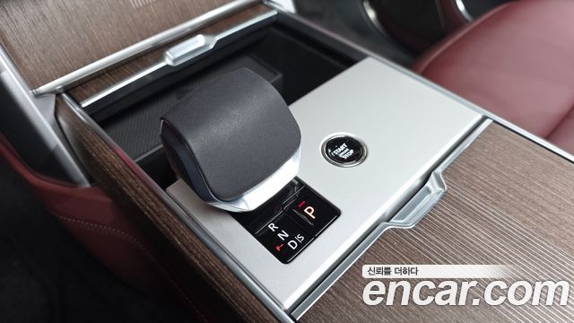 Land Rover Range Rover 2026 — photo 9