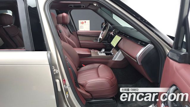 Land Rover Range Rover 2026 — photo 11