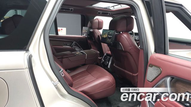 Land Rover Range Rover 2026 — photo 12
