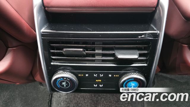 Land Rover Range Rover 2026 — photo 19