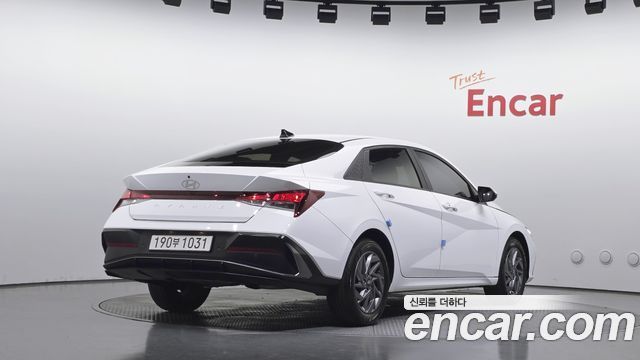 Hyundai AVANTE 2024 — photo 2