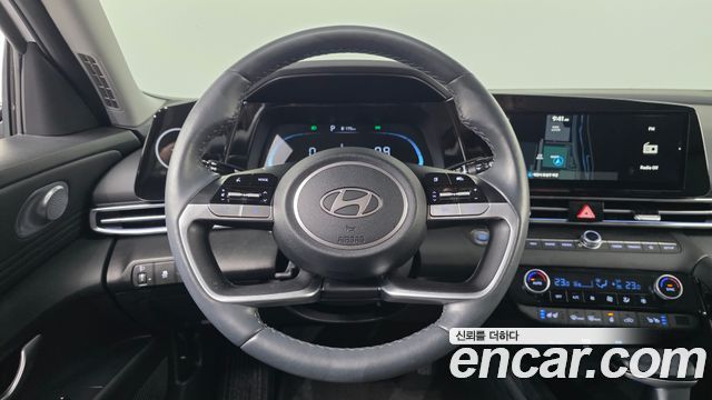 Hyundai AVANTE 2024 — photo 19