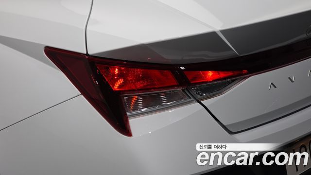 Hyundai AVANTE 2024 — photo 9