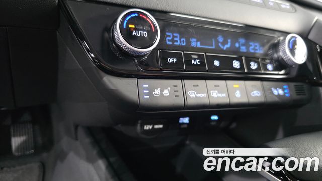 Hyundai AVANTE 2024 — photo 28