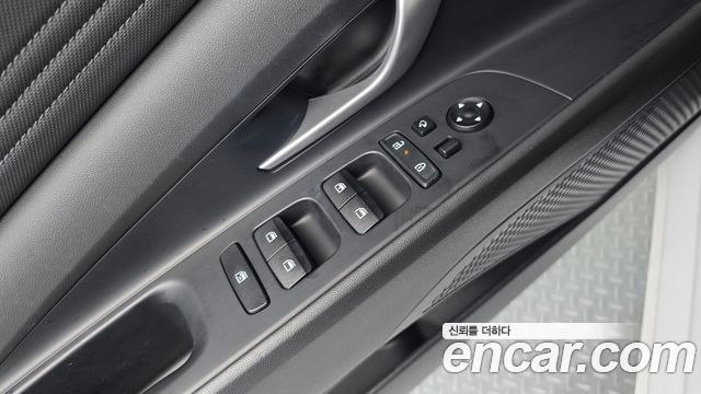 Hyundai AVANTE 2024 — photo 30