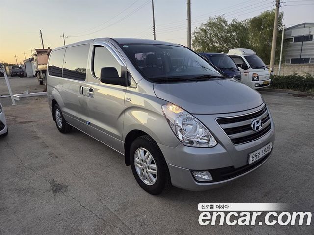 Hyundai Starex 2018 — photo 2