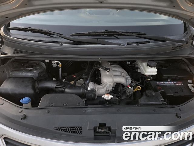 Hyundai Starex 2018 — photo 16