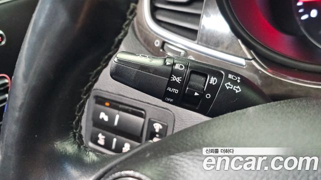 Kia K9 2015 — photo 27