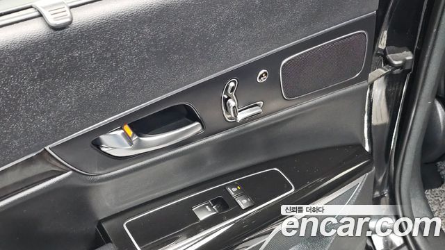 Kia K9 2015 — photo 30