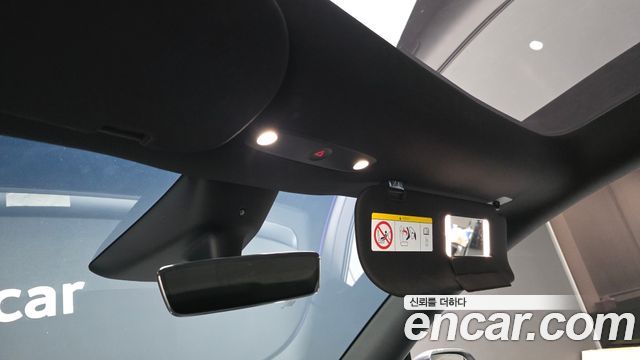 Tesla Model Y 2026 — photo 30
