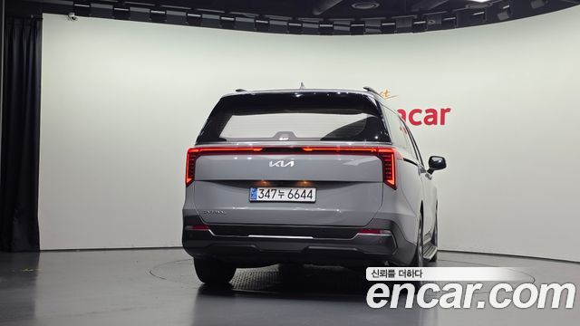 Kia Canival 2024 — photo 4