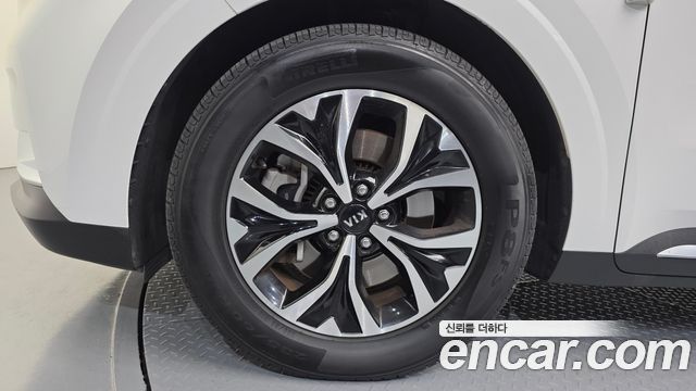 Kia Canival 2021 — photo 5