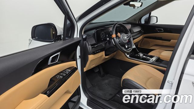 Kia Canival 2021 — photo 10