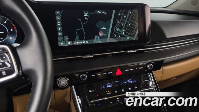 Kia Canival 2021 — photo 12