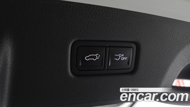 Kia Canival 2021 — photo 17