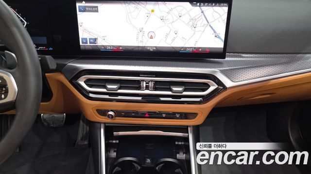 BMW 3-Series 2024 — photo 19