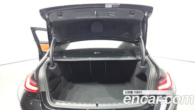 BMW 3-Series 2024 — photo 25