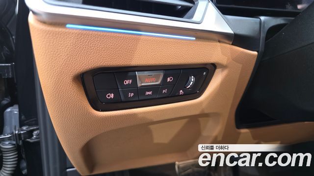 BMW 3-Series 2024 — photo 26