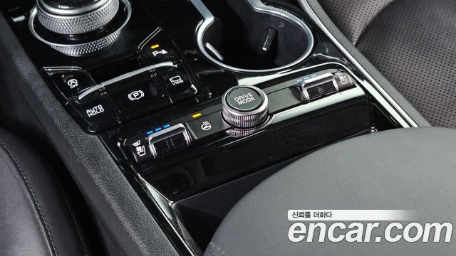 Kia K5 2023 — photo 26