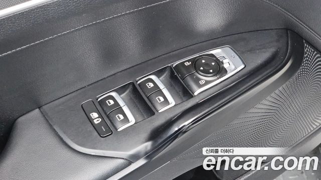 Kia K5 2023 — photo 28