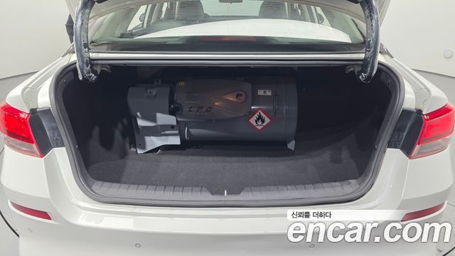 Kia K5 2020 — photo 17