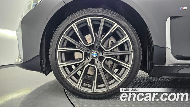 BMW 7-Series 2020 — photo 5