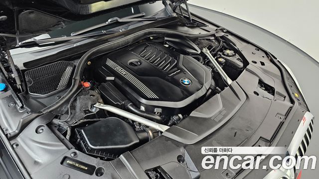 BMW 7-Series 2020 — photo 6