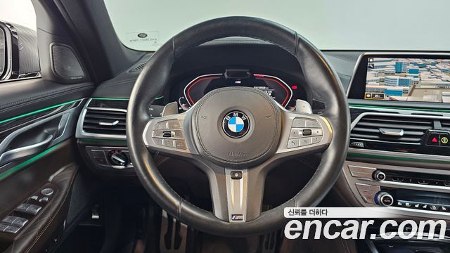 BMW 7-Series 2020 — photo 19