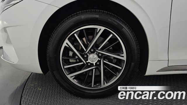 Hyundai Grandeur 2022 — photo 5