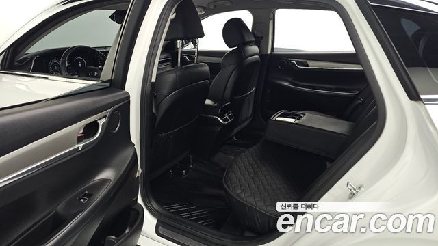 Hyundai Grandeur 2022 — photo 13