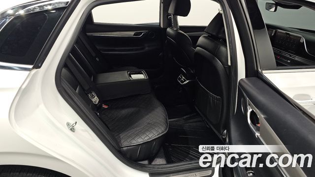 Hyundai Grandeur 2022 — photo 17