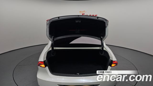 Hyundai Grandeur 2022 — photo 26