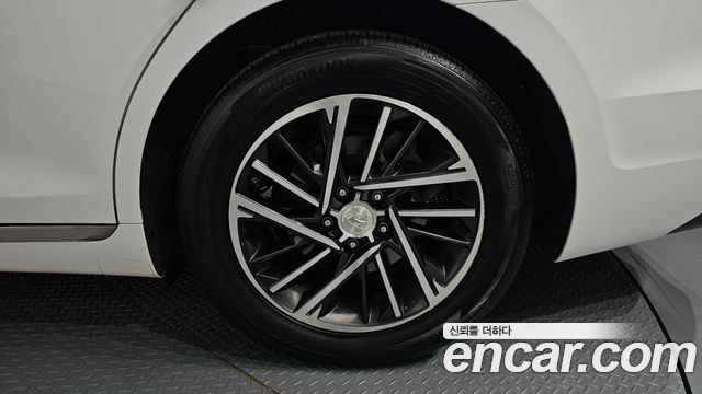 Hyundai Grandeur 2022 — photo 7