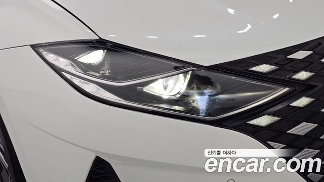 Hyundai Grandeur 2022 — photo 8