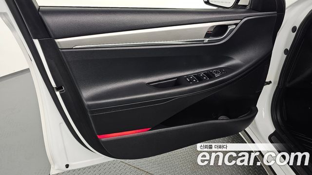 Hyundai Grandeur 2022 — photo 14