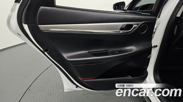 Hyundai Grandeur 2022 — photo 15