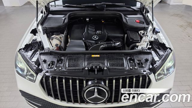 Mercedes-Benz GLE-Class 2022 — photo 6