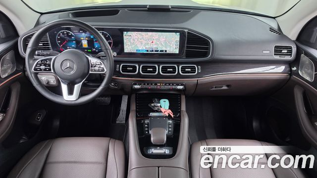 Mercedes-Benz GLE-Class 2022 — photo 10